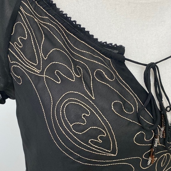 Victoria’s Secret Black Semi-Sheer Embroidered Top/Lingère - Picture 7 of 8